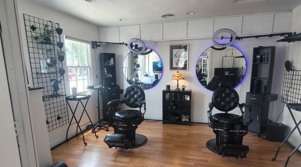 Transform your look with custom hair coloring. Natural tones, vivid shades, or subtle highlights—we do it all