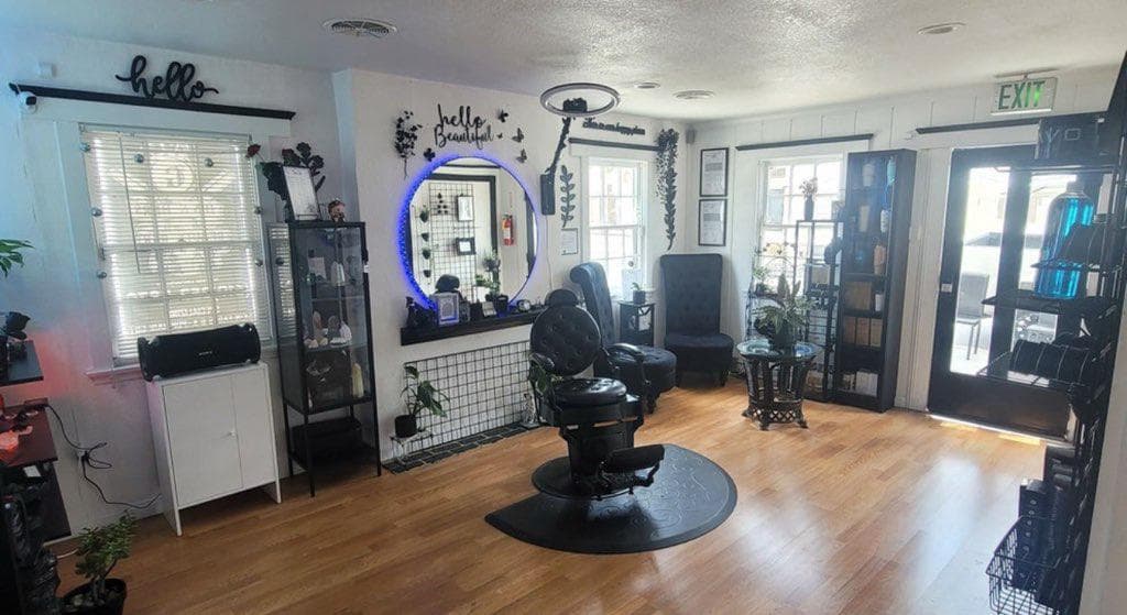 Transform your look with custom hair coloring. Natural tones, vivid shades, or subtle highlights—we do it all